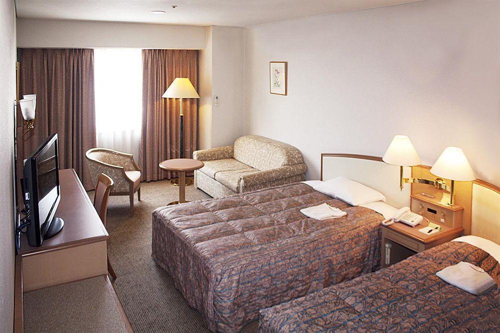 Sunwest Hotel Sasebo Extérieur photo